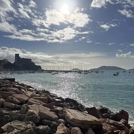 Apartamento Bright Sea-view On Two Floors In Lerici, Up To 4 Guests *